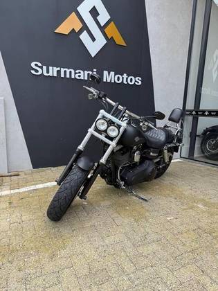 HARLEY-DAVIDSON DYNA FAT BOB 